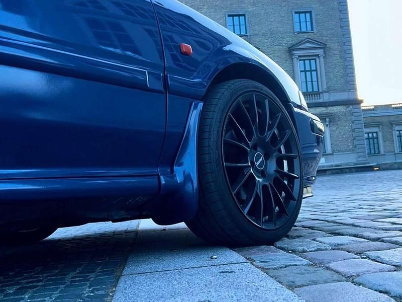 Gebraucht Rover 220 201 PS (147 kW) 1994 Blau Coupé