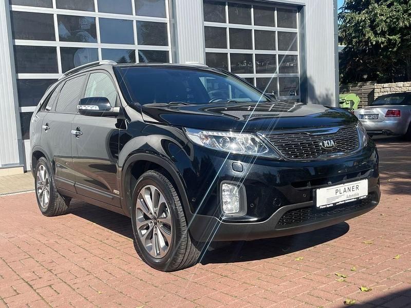 Schwarz Gebraucht 2014 Kia Sorento Spirit SUV | 9.990 € (Fairer Preis) - Bild 1/4