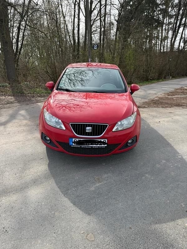Gebraucht Seat Ibiza 69 PS (50 kW) 2010 Rot Kleinwagen