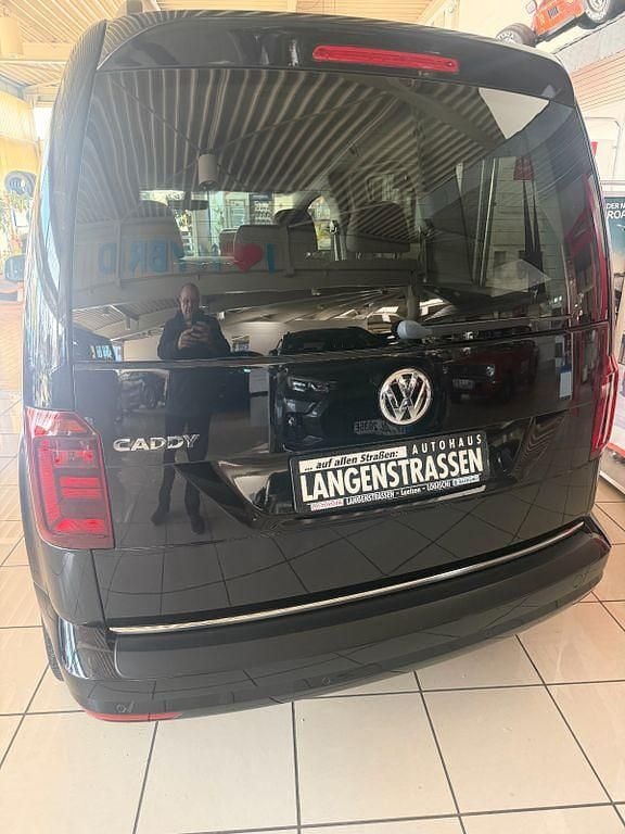Gebraucht VW Caddy Highline 131 PS (96 kW) 2020 Schwarz Van / Kleinbus