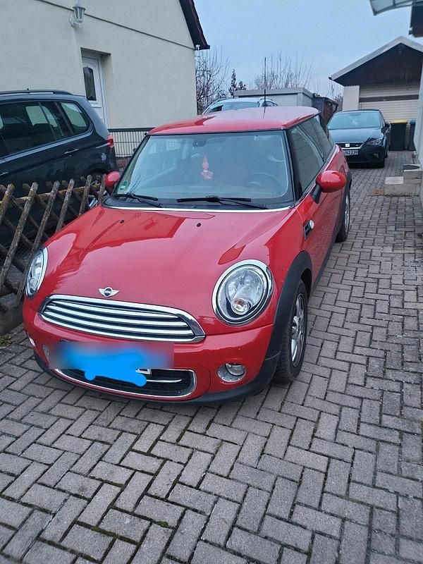 Gebraucht Mini Cooper 90 PS (66 kW) 2011 Rot Kleinwagen