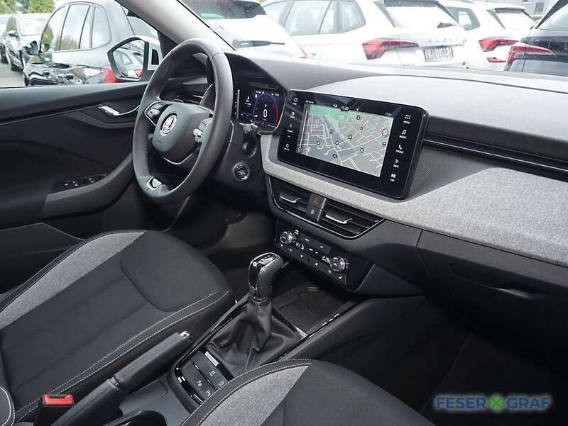 Gebraucht Skoda Kamiq Selection 116 PS (85 kW) 2024 Moon weiss perleffekt SUV