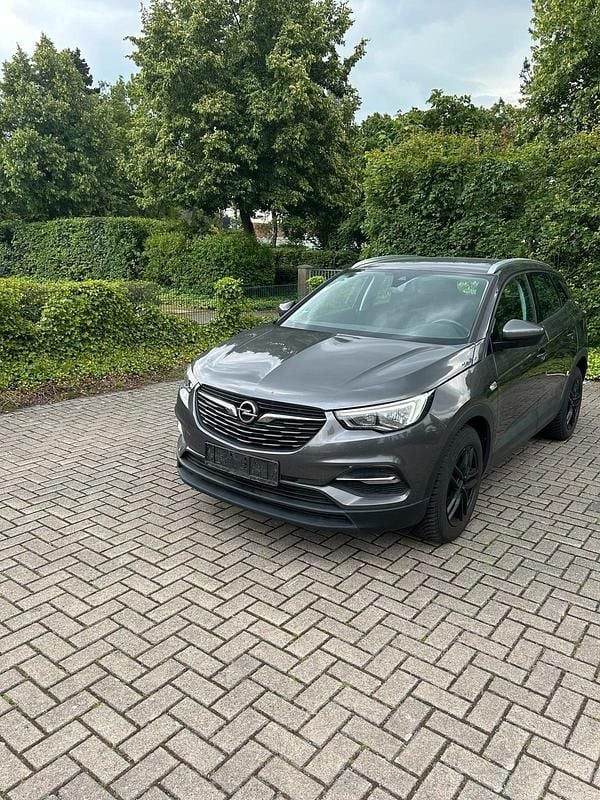Grau Gebraucht 2019 Opel Grandland X Edition SUV | 12.000 € (Superpreis) - Bild 1/4