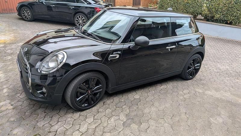 Second-hand Mini ONE 102 CP (75 kW) 2017 Negru Hatchback