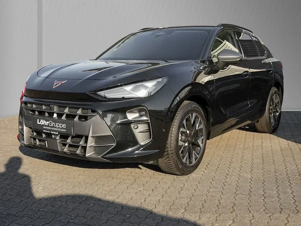 Second-hand Cupra Terramar 150 CP (110 kW) 2025 Negru SUV
