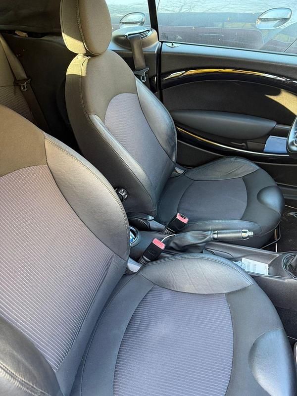 Gebraucht Mini Cooper Cabriolet 122 PS (89 kW) 2010 Orange Cabrio