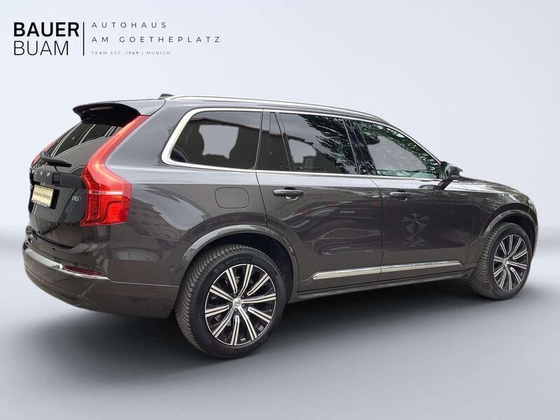 Gebraucht Volvo XC90 Plus 235 PS (172 kW) 2023 Platinum grey / metallic SUV