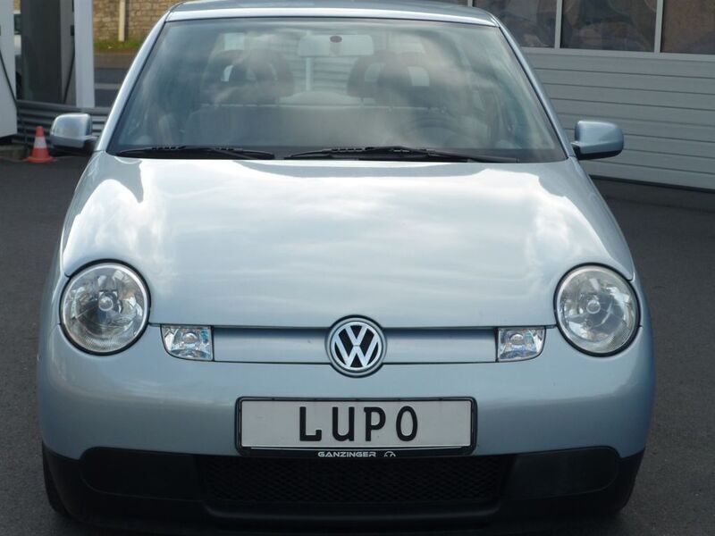 Blau Gebraucht 2002 VW Lupo Kleinwagen | 10.590 € - Bild 1/4
