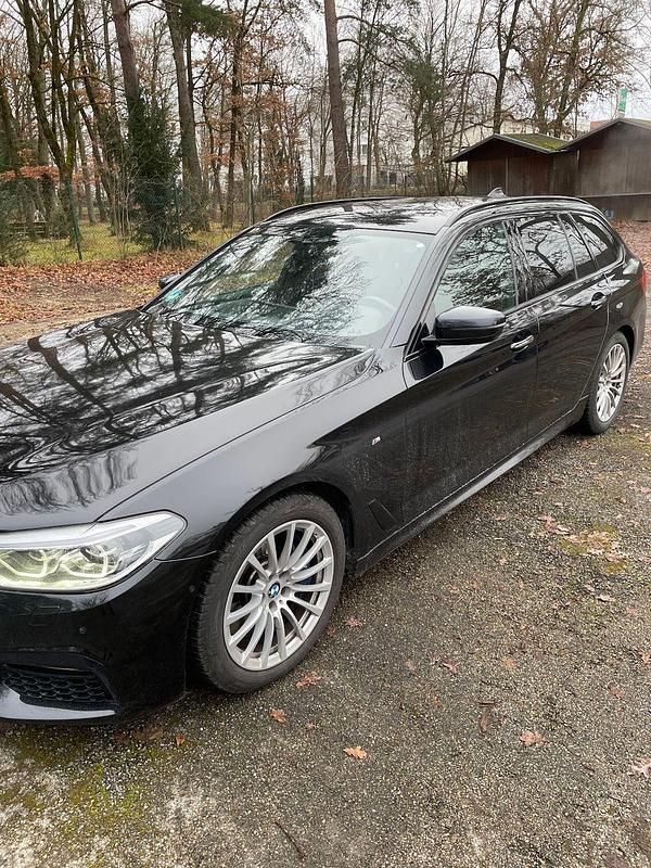Gebraucht BMW 540 Performance 340 PS (250 kW) 2018 Schwarz Kombi