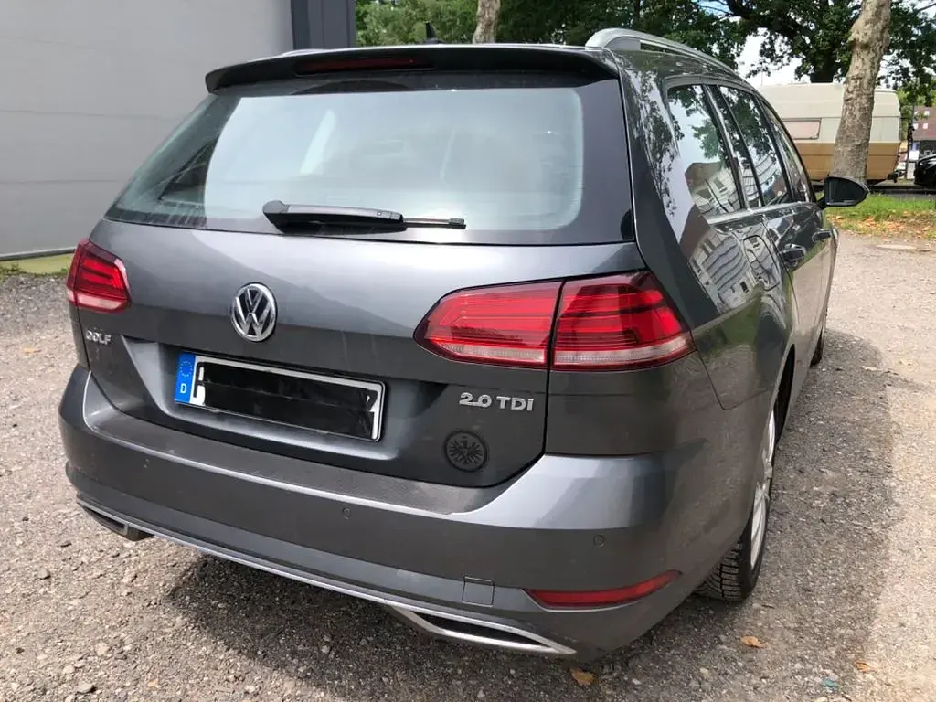 Gebraucht VW Golf VII Highline 150 PS (110 kW) 2017 Grau Kombi