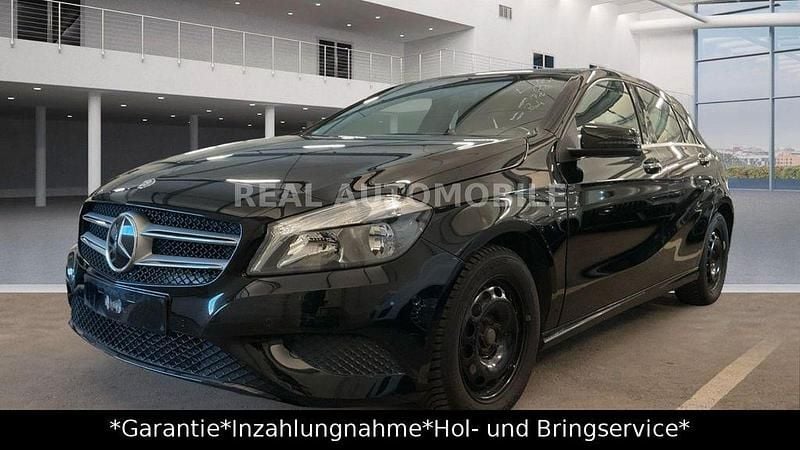 Schwarz Gebraucht 2014 Mercedes A180 Limousine | 9.900 € (Guter Preis) - Bild 1/4