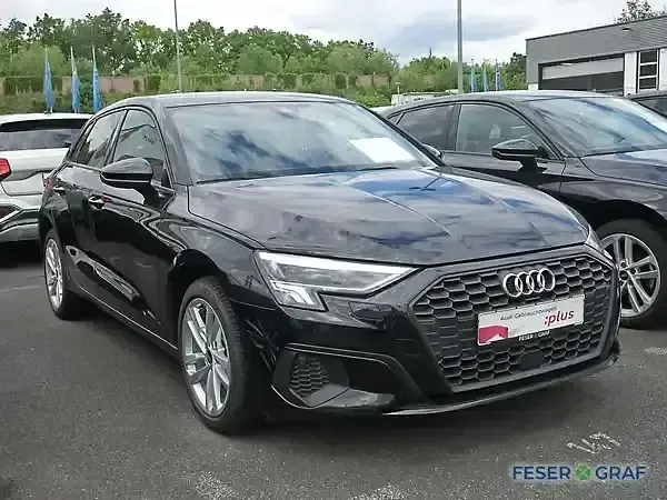 Gebraucht Audi A3 Comfort 204 PS (150 kW) 2022 Brillantschwarz Limousine