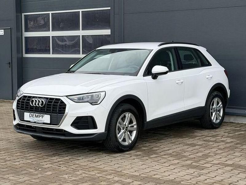 Gebraucht Audi Q3 Comfort 150 PS (110 kW) 2023 Weiß SUV