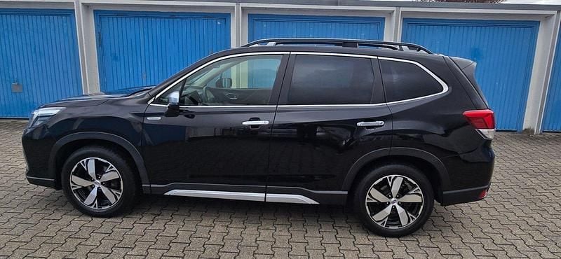 Gebraucht Subaru Forester Platinum 150 PS (110 kW) 2020 Schwarz SUV
