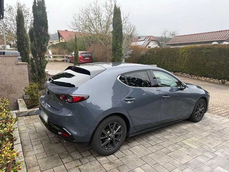 Gebraucht Mazda 3 Exclusive 122 PS (89 kW) 2019 Grau Limousine