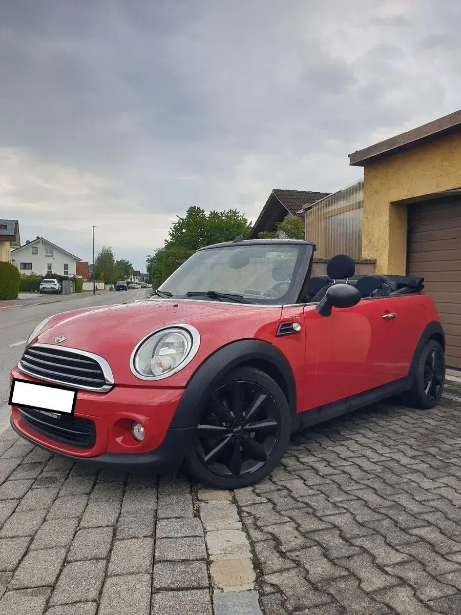 Gebraucht Mini One Cabriolet 98 PS (72 kW) 2011 Rot Cabrio