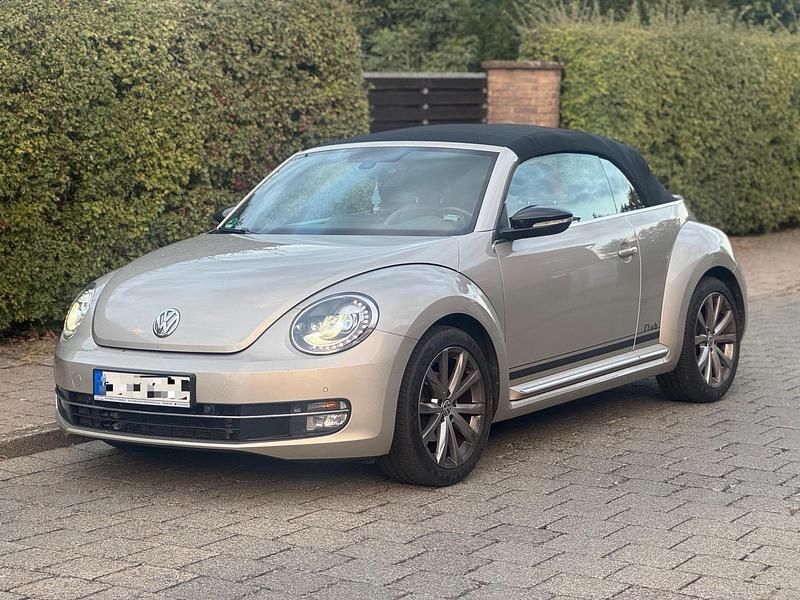 Gold Gebraucht 2015 VW Beetle CLUB Cabrio | 14.950 € (Guter Preis) - Bild 1/4