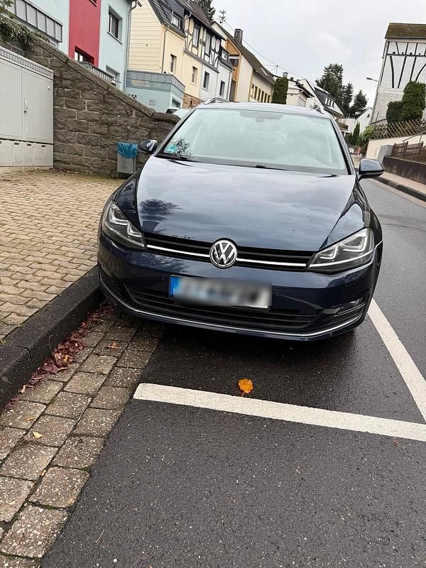 Blau Gebraucht 2013 VW Golf VII Kombi | 7.999 € (Superpreis) - Bild 1/4