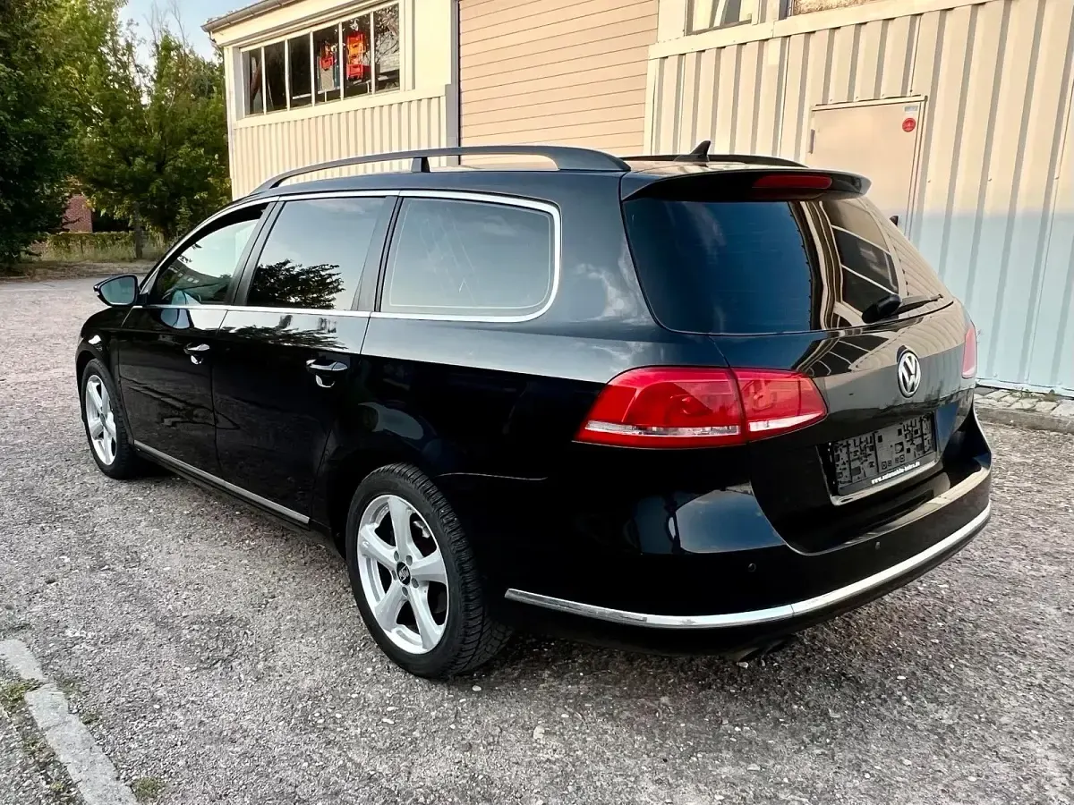 Gebraucht VW Passat Comfortline 140 PS (102 kW) 2011 Schwarz Kombi