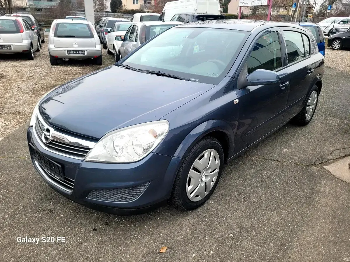 Gebraucht Opel Astra 90 PS (66 kW) 2007 Blau Kleinwagen