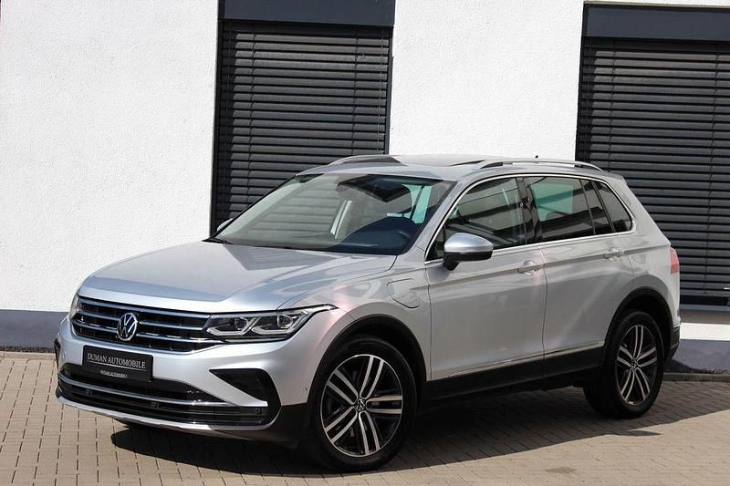 Gebraucht VW Tiguan Elegance 150 PS (110 kW) 2021 Reflexsilber metallic SUV