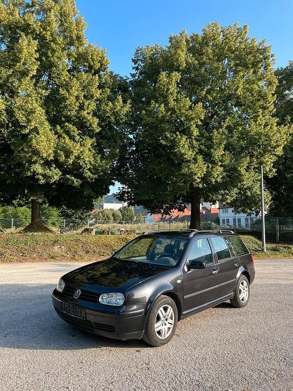 Schwarz Gebraucht 2002 VW Golf IV Kombi | 800 € (Superpreis) - Bild 1/4