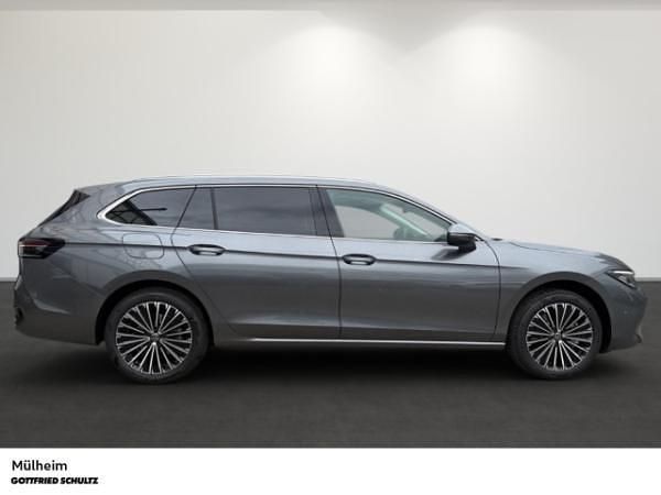 Grau (diabasgrau metallic) Neu 2026 VW Passat Elegance Kombi | 51.870 € (Fairer Preis) - Bild 1/4