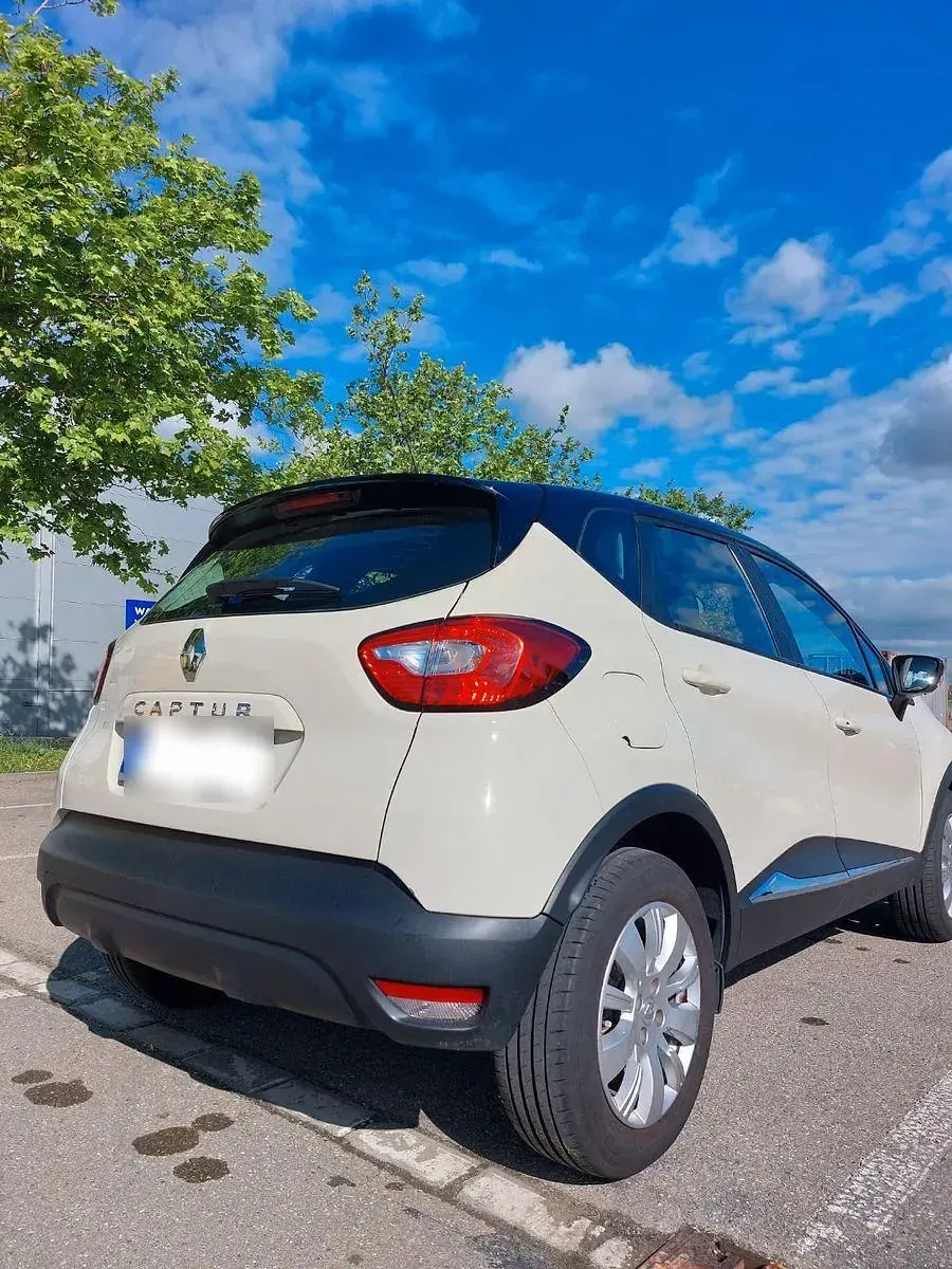 Gebraucht Renault Captur Intens 118 PS (86 kW) 2017 Beige SUV