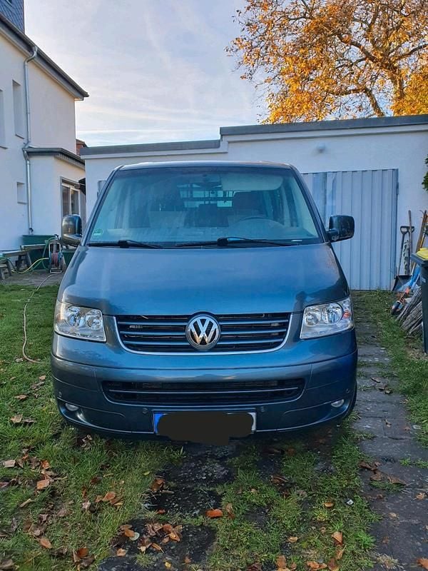 Grau Gebraucht 2008 VW Multivan Van | 9.000 € - Bild 1/4