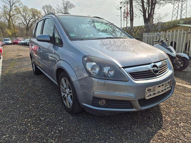 Gebraucht Opel Zafira Edition 140 PS (102 kW) 2006 Silber Van / Kleinbus