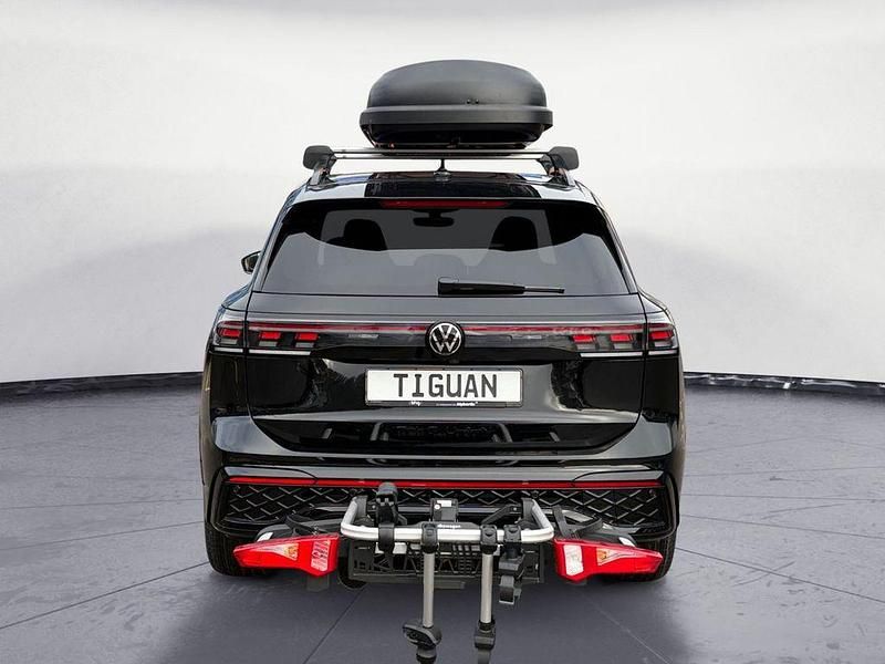 Neu VW Tiguan R-line 193 PS (141 kW) 2026 Schwarz SUV