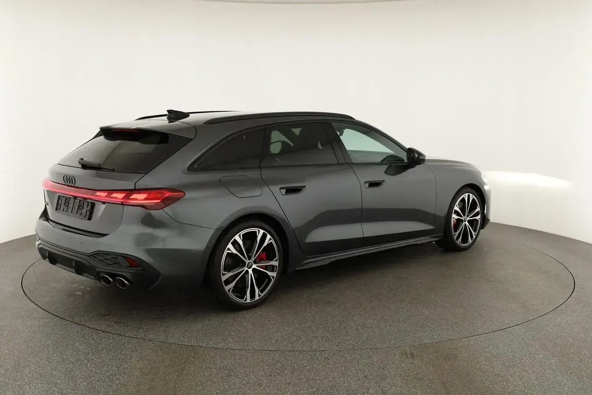 Nowe Audi S5 Ambiente 367 KM (269 kW) 2026 Szary Kombi
