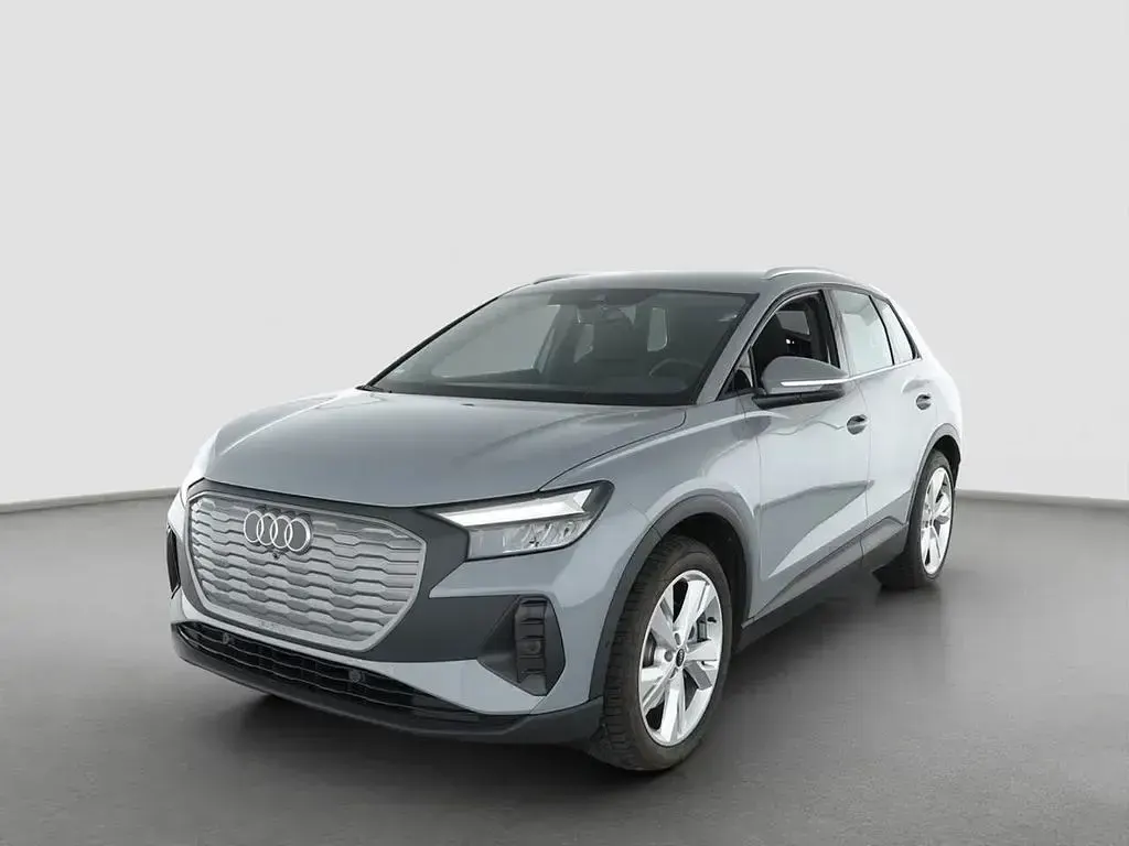 Gebraucht Audi Q4 e-tron Ambiente 150 kW (204 PS) 2025 Kieselgrau SUV