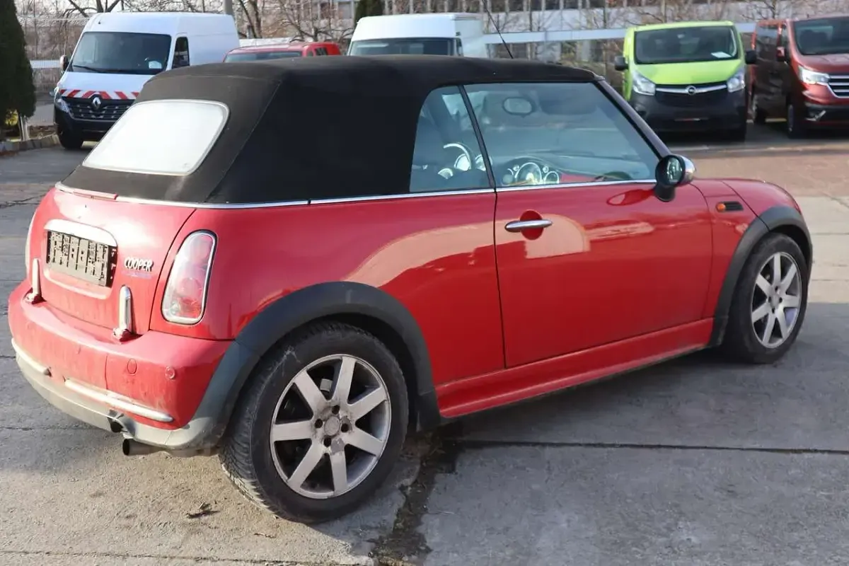Gebraucht Mini Cooper Cabriolet 116 PS (85 kW) 2004 Chili red Cabrio