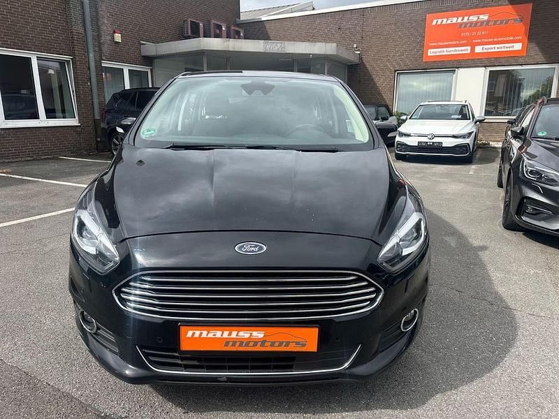 Gebraucht Ford S-MAX Titanium 150 PS (110 kW) 2016 Schwarz Van / Kleinbus