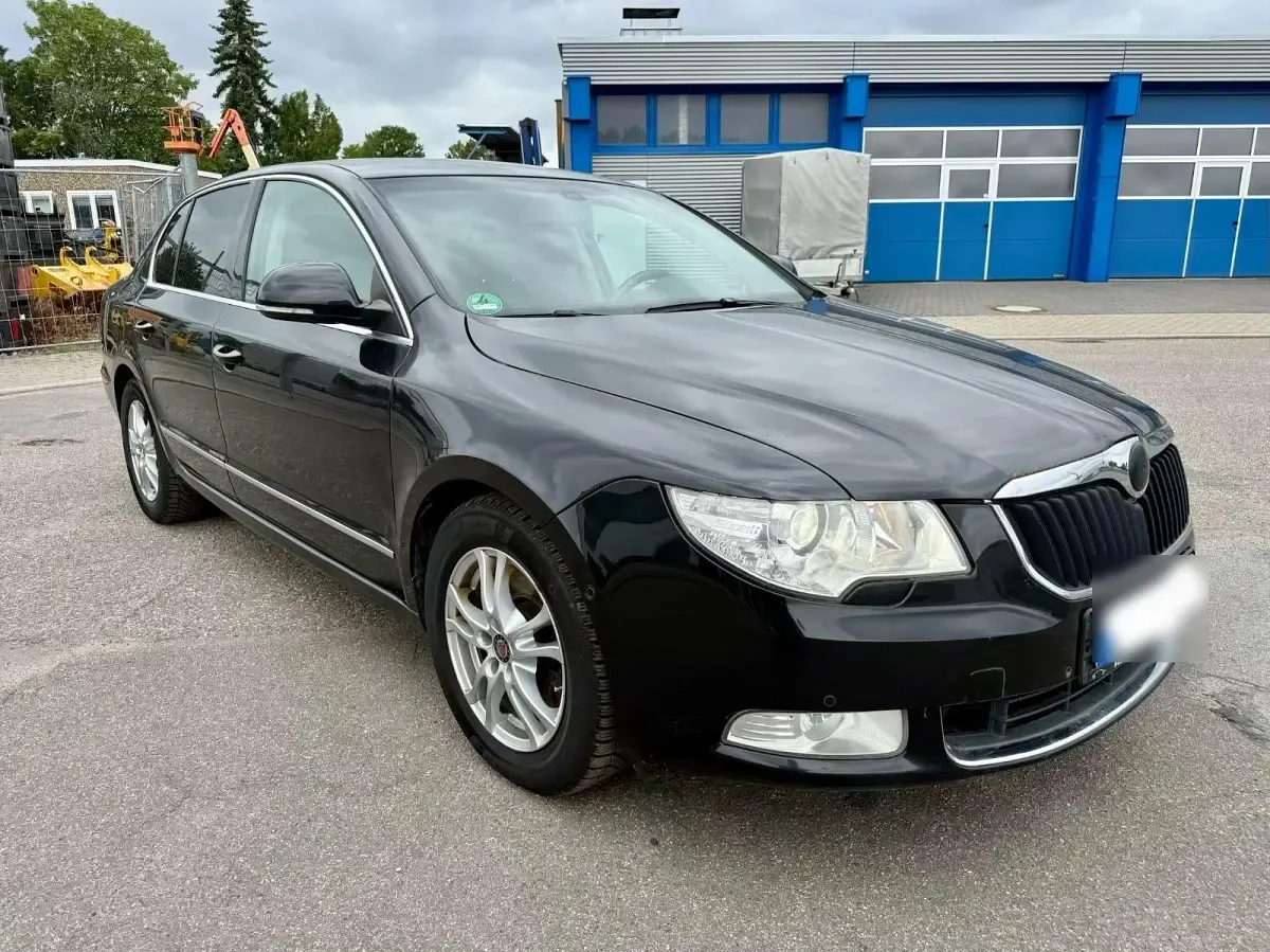 Gebraucht Skoda Superb 140 PS (102 kW) 2008 Schwarz Limousine