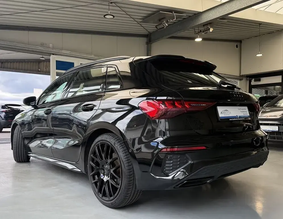 Gebraucht Audi A3 S-Line 150 PS (110 kW) 2022 Mythosschwarz Limousine