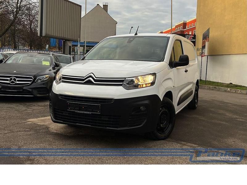 Gebraucht Citroën Berlingo 131 PS (96 kW) 2022 Weiß Van / Kleinbus