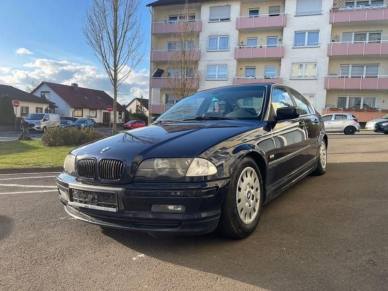 Gebraucht BMW 323 Performance 170 PS (125 kW) 1998 Blau Limousine