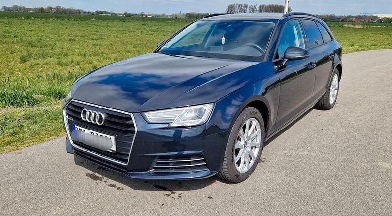 Second-hand Audi A4 150 CP (110 kW) 2016 Albastru Break
