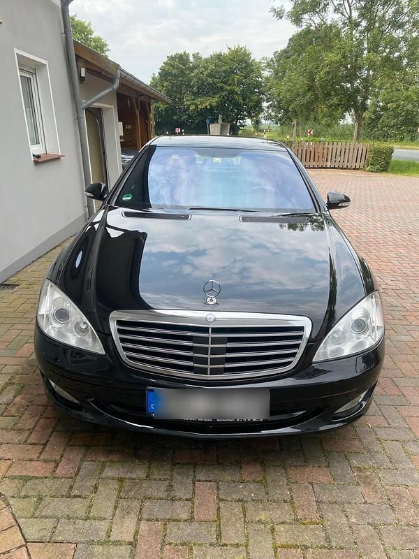 Schwarz Gebraucht 2008 Mercedes 420 Limousine | 9.999 € - Bild 1/4