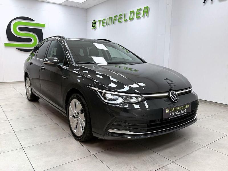 Gebraucht VW Golf VIII Style 150 PS (110 kW) 2023 Grau Kombi