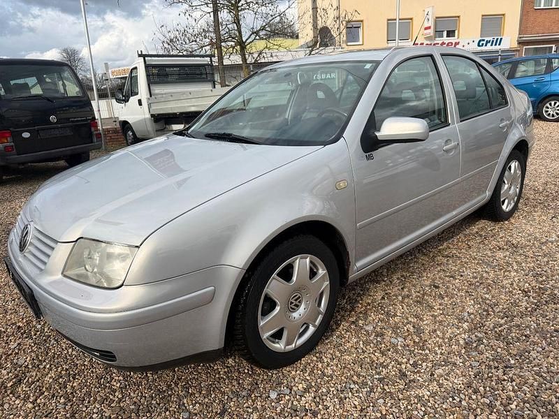 Gebraucht VW Bora Comfortline 116 PS (85 kW) 1999 Silber Limousine