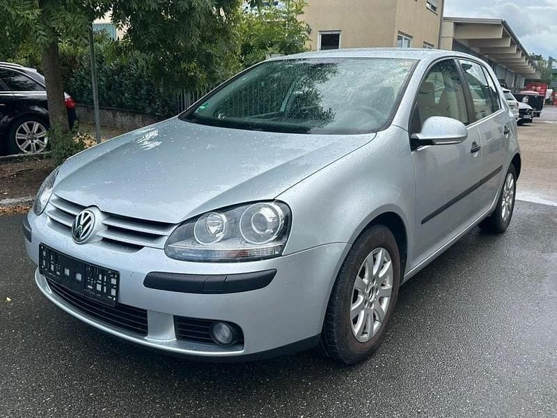 Silber Gebraucht 2004 VW Golf V Comfortline Limousine | 1.899 € (Superpreis) - Bild 1/4