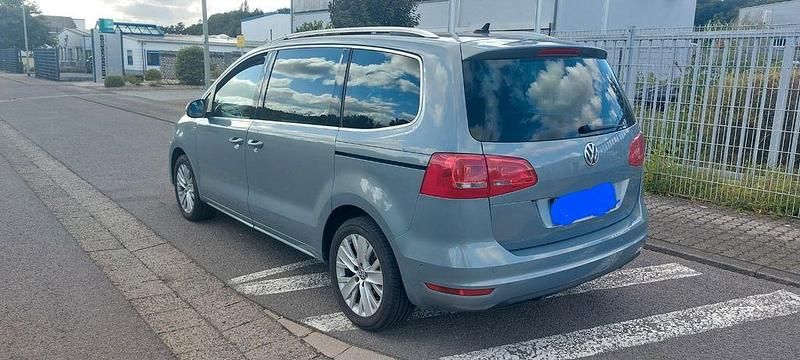 Gebraucht VW Sharan Life 140 PS (102 kW) 2014 Blau Van / Kleinbus