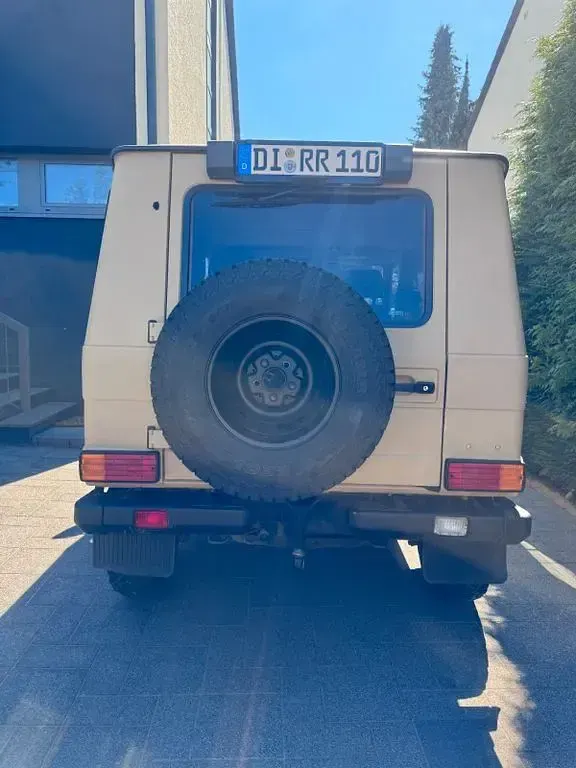 Gebraucht Mercedes G280 184 PS (135 kW) 2010 Beige SUV
