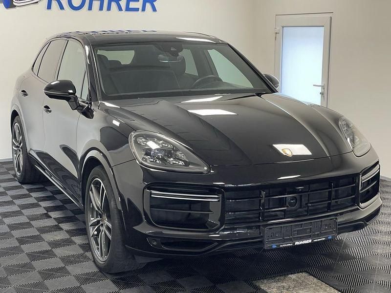 Gebraucht Porsche Cayenne Turbo 549 PS (403 kW) 2018 Schwarz le SUV