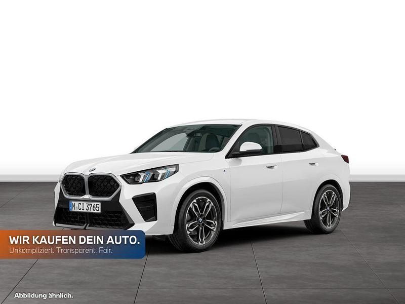 Gebraucht BMW X2 Luxury Line 150 PS (110 kW) 2025 Alpinweiss SUV