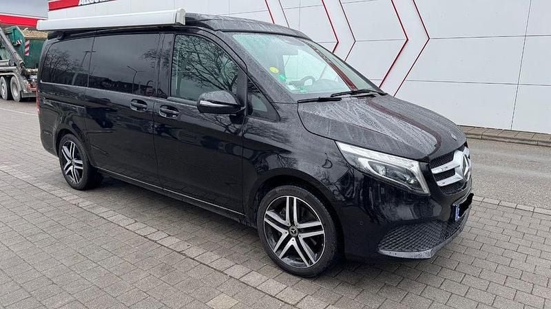 Schwarz Gebraucht 2020 Mercedes V300 Marco Polo Van / Kleinbus | 44.950 € - Bild 1/4