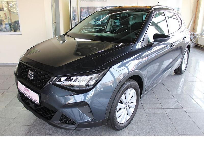 Grau Gebraucht 2024 Seat Arona Style SUV | 16.988 € (Fairer Preis) - Bild 1/4